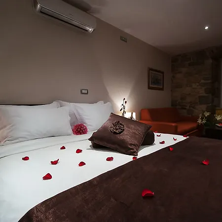 Palace Heritage - Adults Only