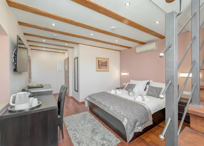 Hotel Palace Heritage - Adults Only 4*