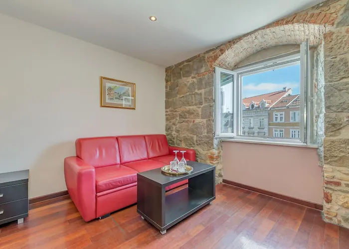 Palace Heritage - Adults Only