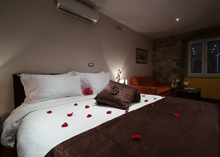 Palace Heritage - Adults Only