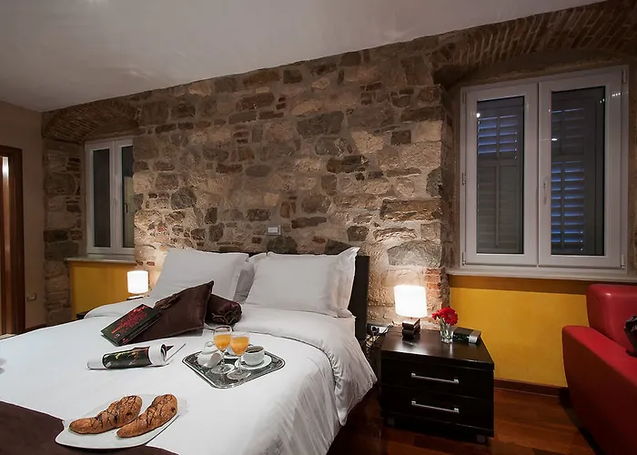 Palace Heritage - Adults Only